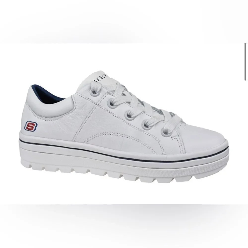 EUC worn once Skechers White Leather sneakers Street Cleats Sold Out Sz 9.5US